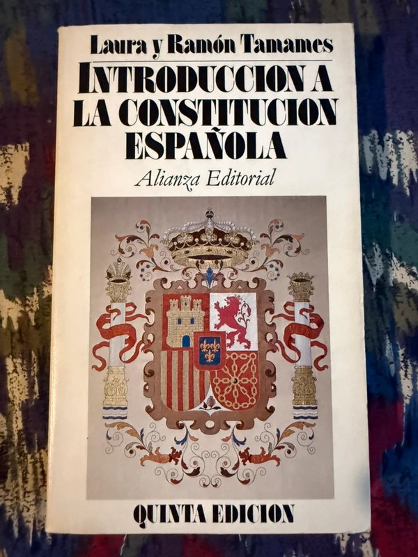 Introducción a la Constitución Española de Ramón Tamames, Laura Tamames