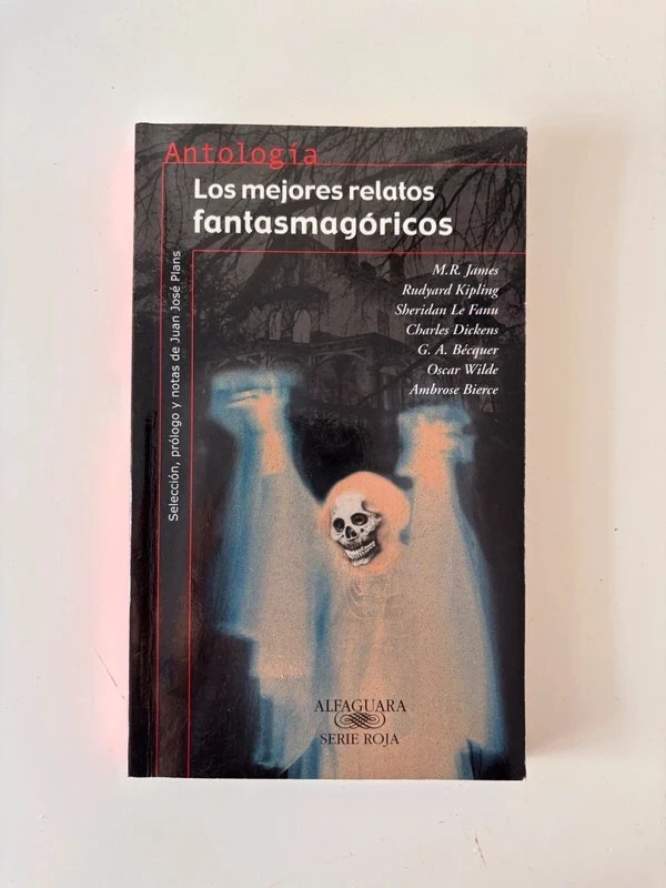 Libro “Los mejores relatos fantasmagóricos.