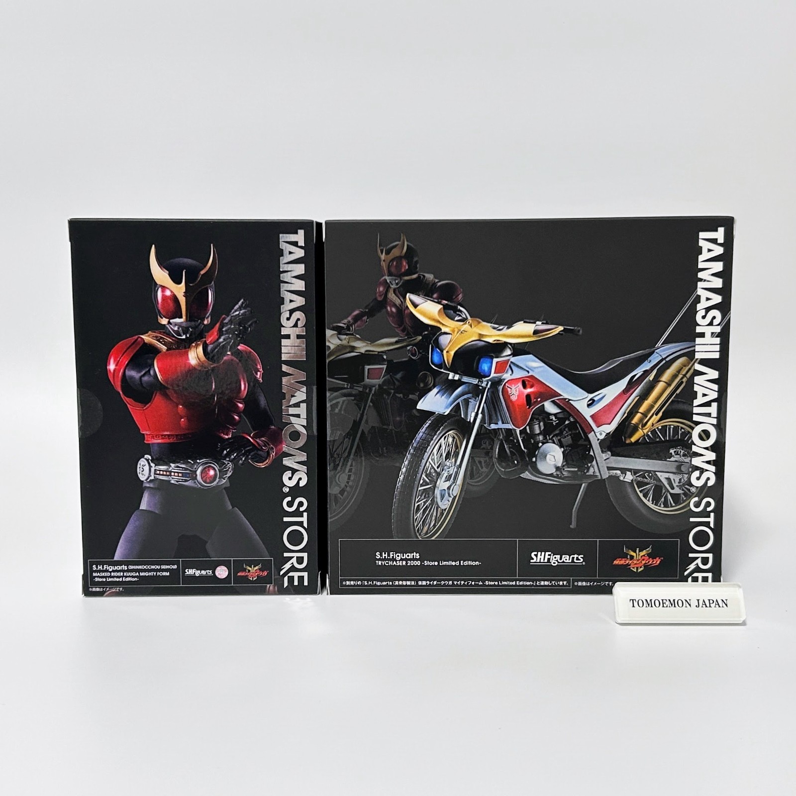 S.H.Figuarts Kamen Rider Kuuga Mighty Form & TryChaser 2000 set limitato NUOVO