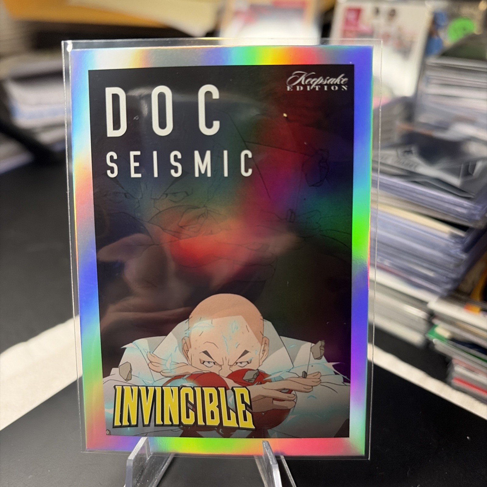 Invincible - #193 DOC CARTA OLOGRAFICA BORDO ARGENTO SISMICO - 2025 ricordo