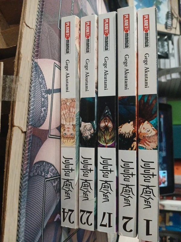 Jujutsu Kaisen manga ITA