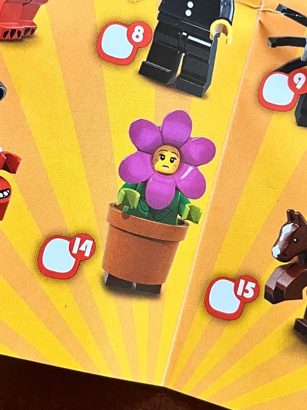 Lego minifigures Serie 18 Ragazza Vaso di Fiori