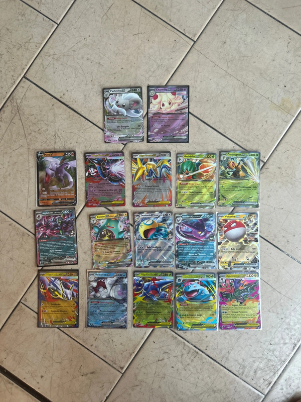 Lot de 17 cartes EX fr differentes nm