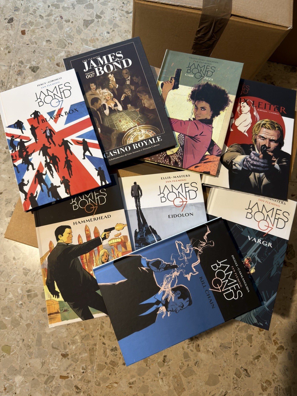 Lotti 7 Volumi James Bond 007_Panini comics
