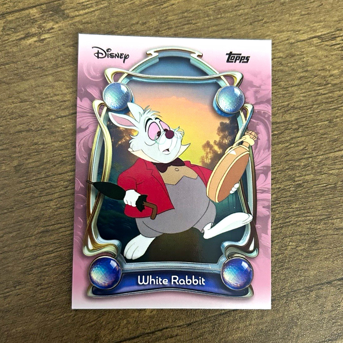 Topps 2025 Disney Wonder Set Base Coniglio Bianco #21