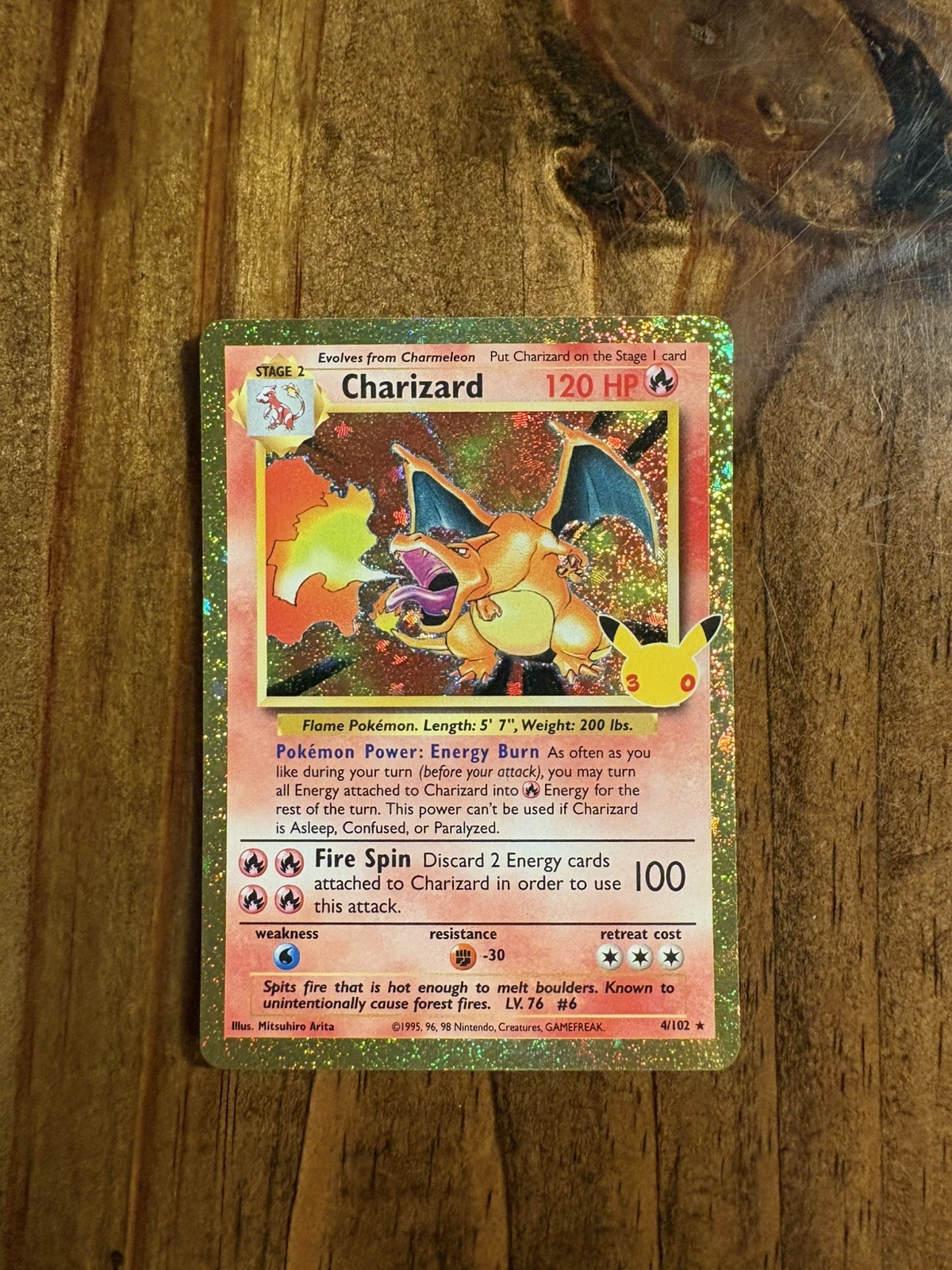 Charizard 4/102 Collezione Classica Pokemon TCG Celebrazione 30° Anniversario 