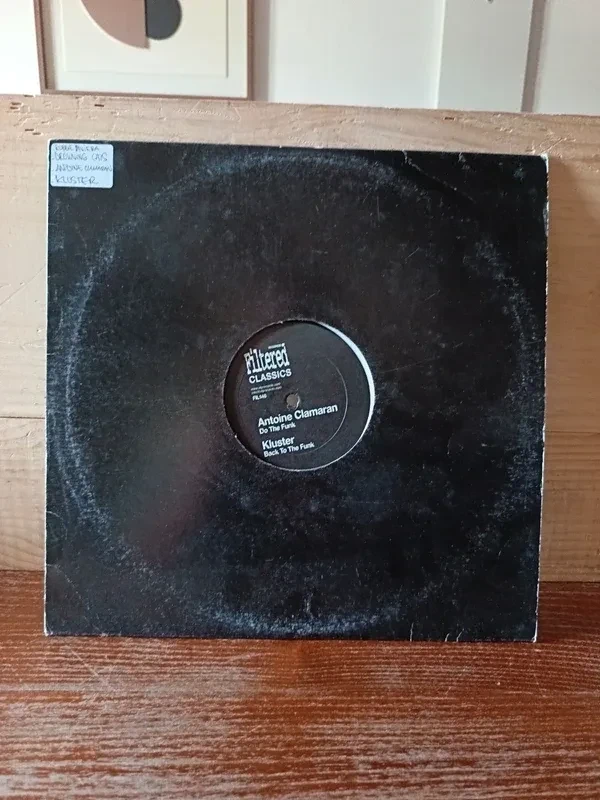 Vinyle electro filtered classics Antoine clamaran and robbie Rivera