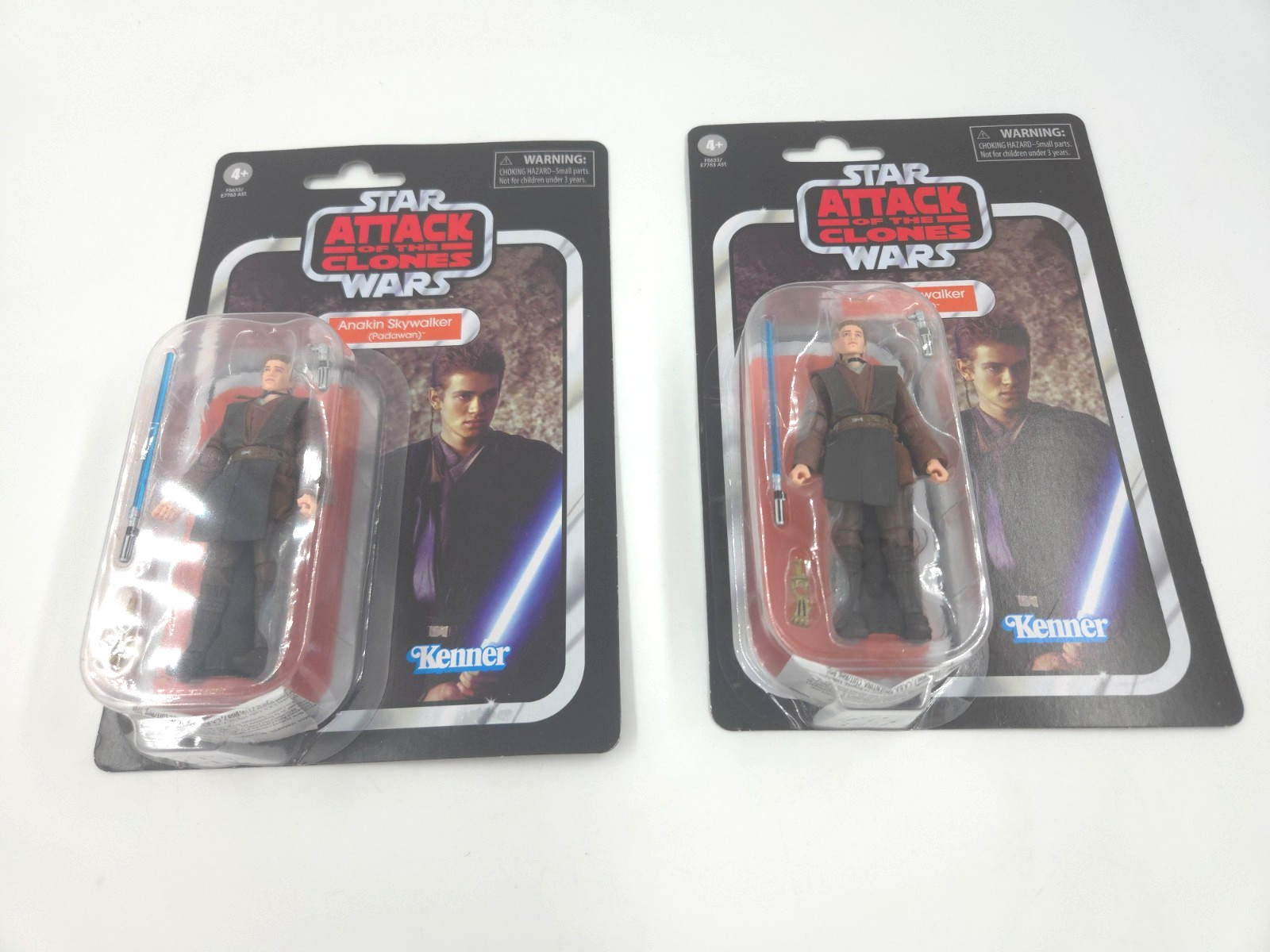 2 Personaggi Star Wars Anakin Skywalker Padawan Attacco dei Cloni NON APERTI