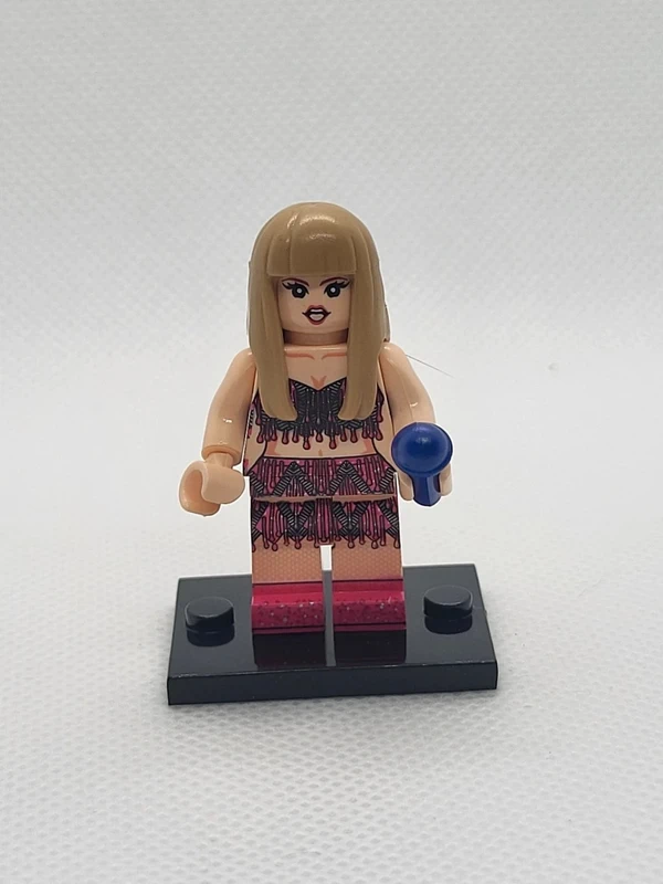 Figurine Type Lego - Taylor Swift (Lego-style Figure - Taylor Swift) - Violet
