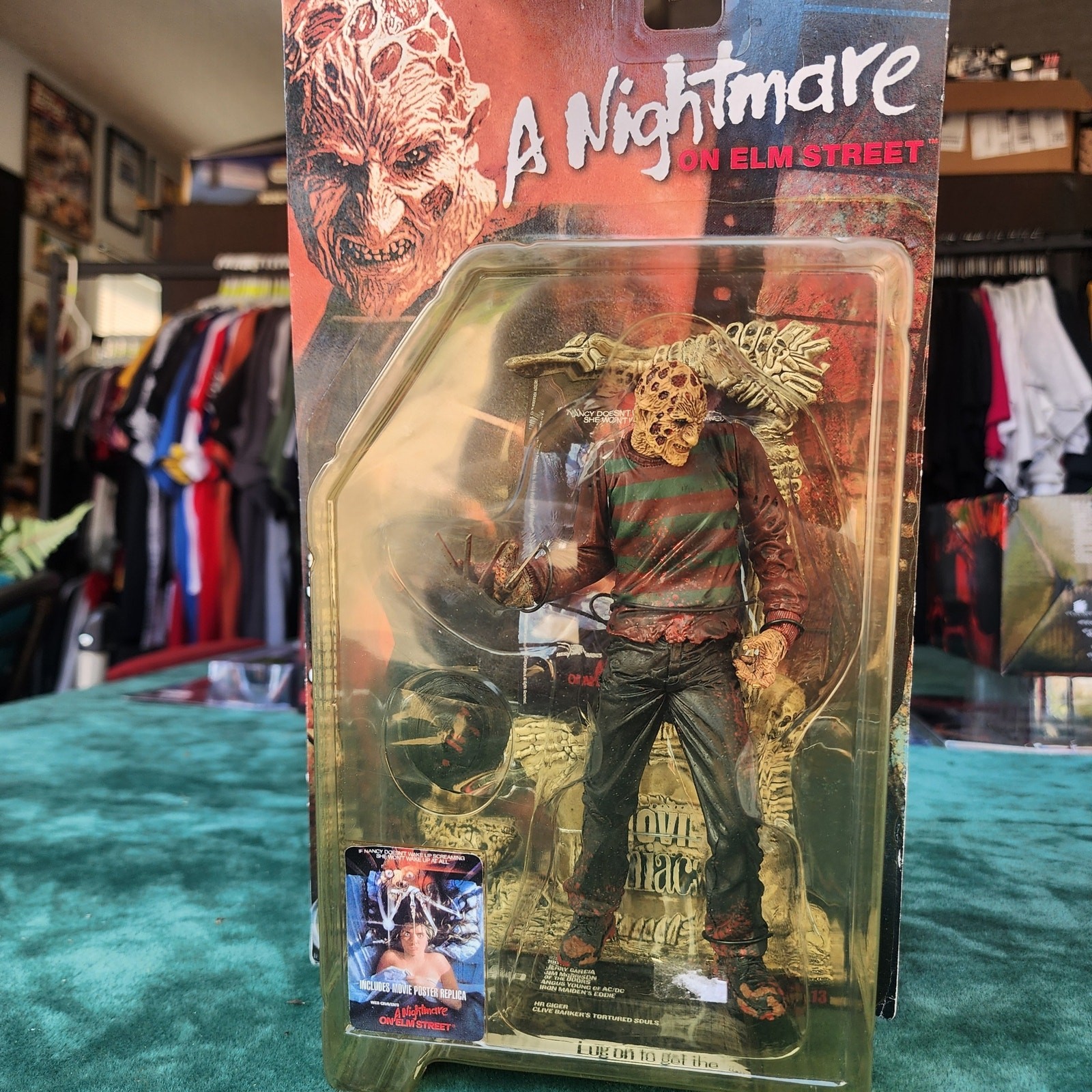 Modellino McFarlane Movie Maniacs 4 Freddy Krueger Nightmare Elm Street 2001