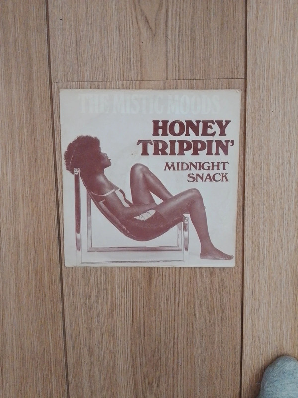 The Mistic Moods - Honey Trippin' / Midnight Snack (7" made in Netherlands)