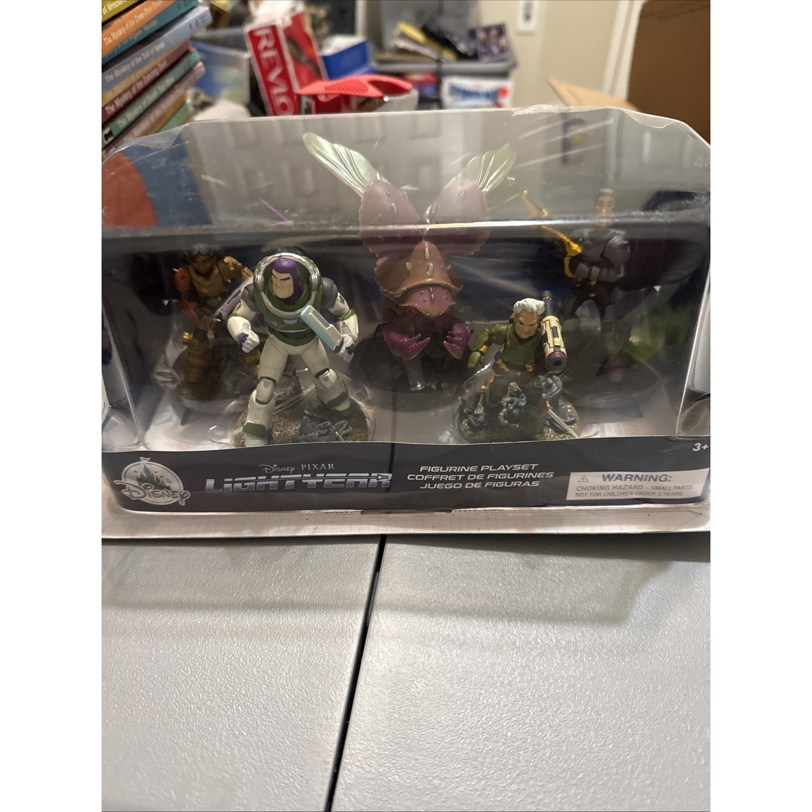 Disney Pixar Lightyear Figurine Playset 5 Pezzi Buzz Lightyear Izzy Darby Mo Nuovo
