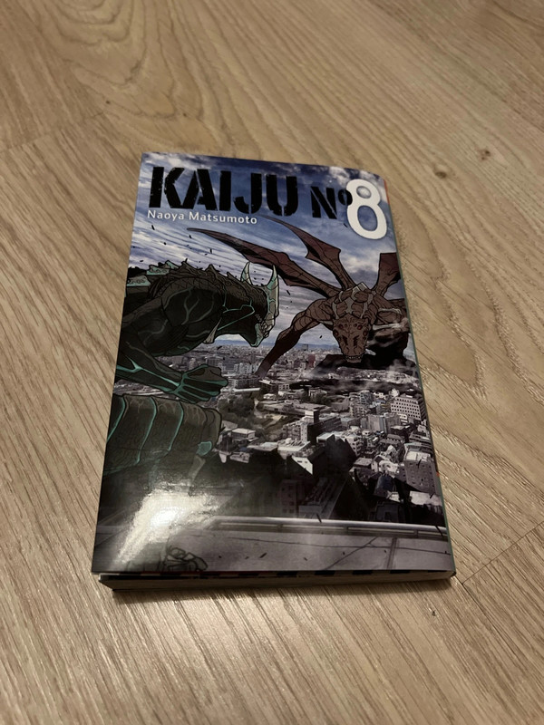 Manga Collector Kaiju No 8 jaquette Japan Expo