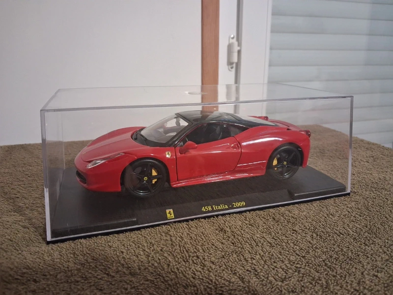 Ferrari 458 ltalia 1/24
