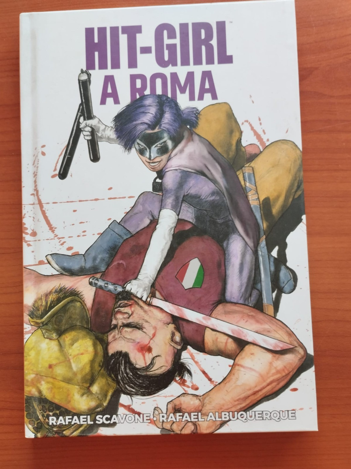 HIT-GIRL A ROMA  di SCAVONE e  ALBUQUERQUE - PANINI 2019