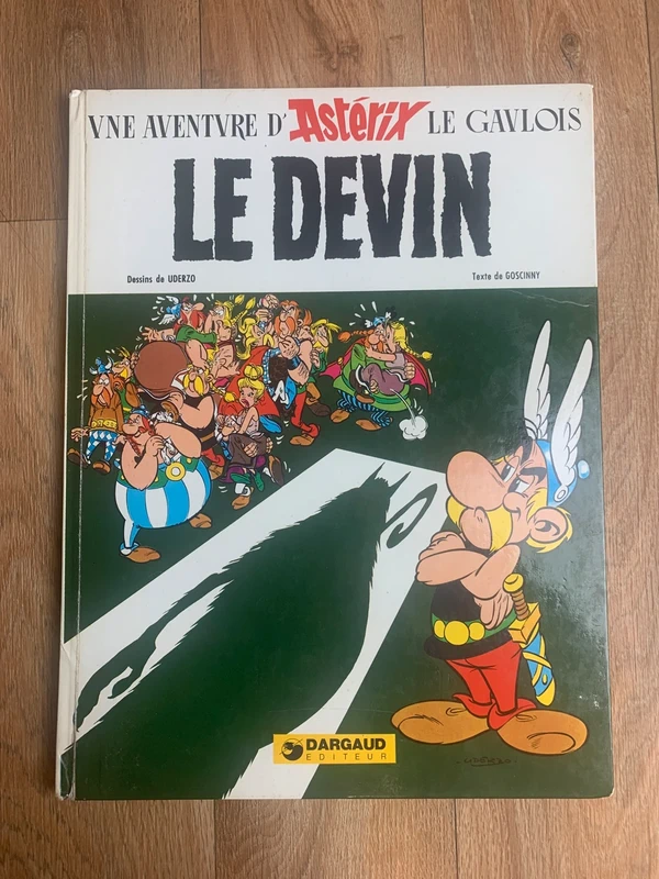 Astérix Le Devin – Dargaud 1976 – Goscinny Uderzo – ancienne édition
