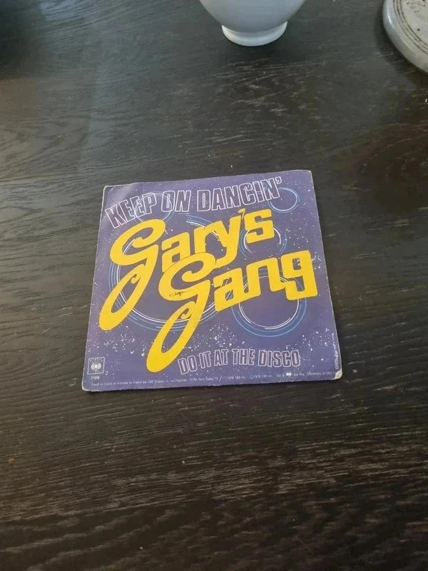 45 tours Vinyle Gary's Gang do it at the disco