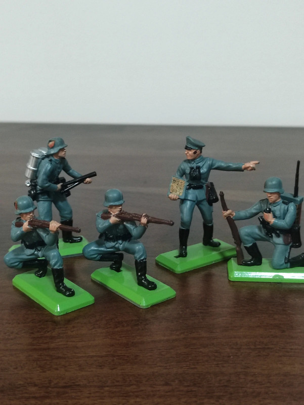 Lote 5 Soldados Alemanes Britains Deetail 1971 WWII