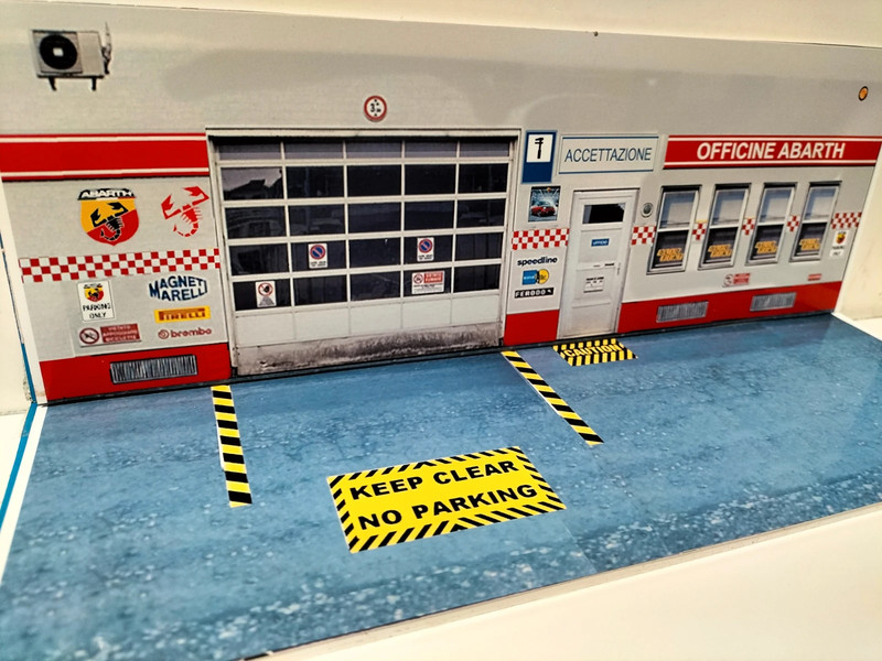 Diorama Officina tipo Abarth in scala 1/43 No modellini auto