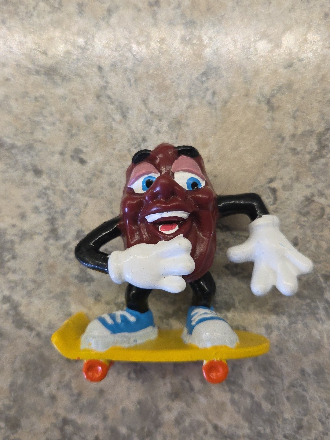 California Raisins 1988 Skateboarder PVC Figura 2" Applausi