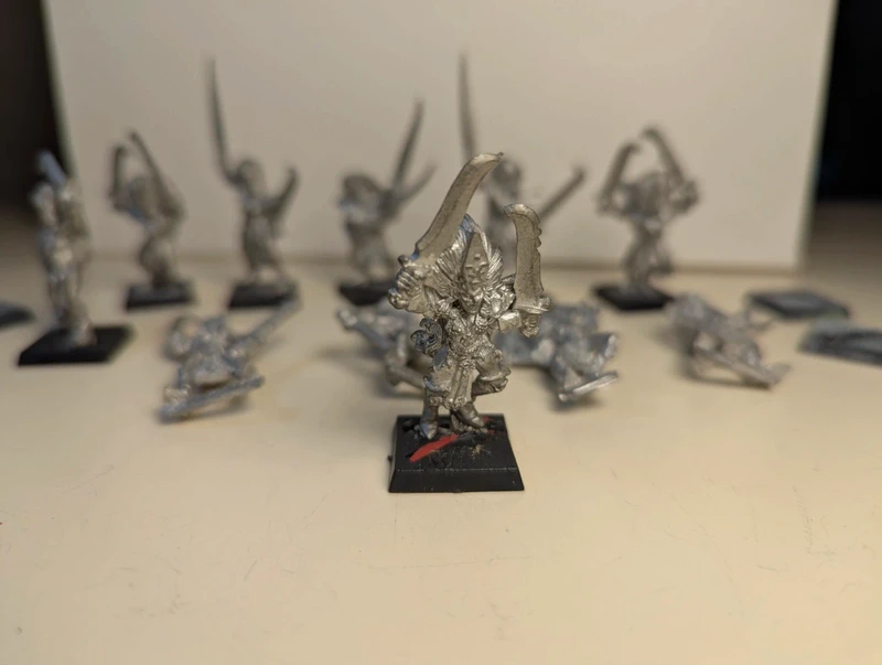 Warhammer Furies elfes noirs