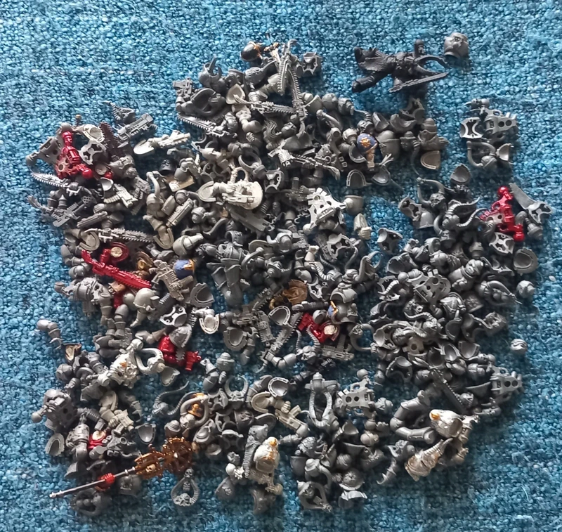 Lot de bits space marines du chaos ancienne version, w40k, gw