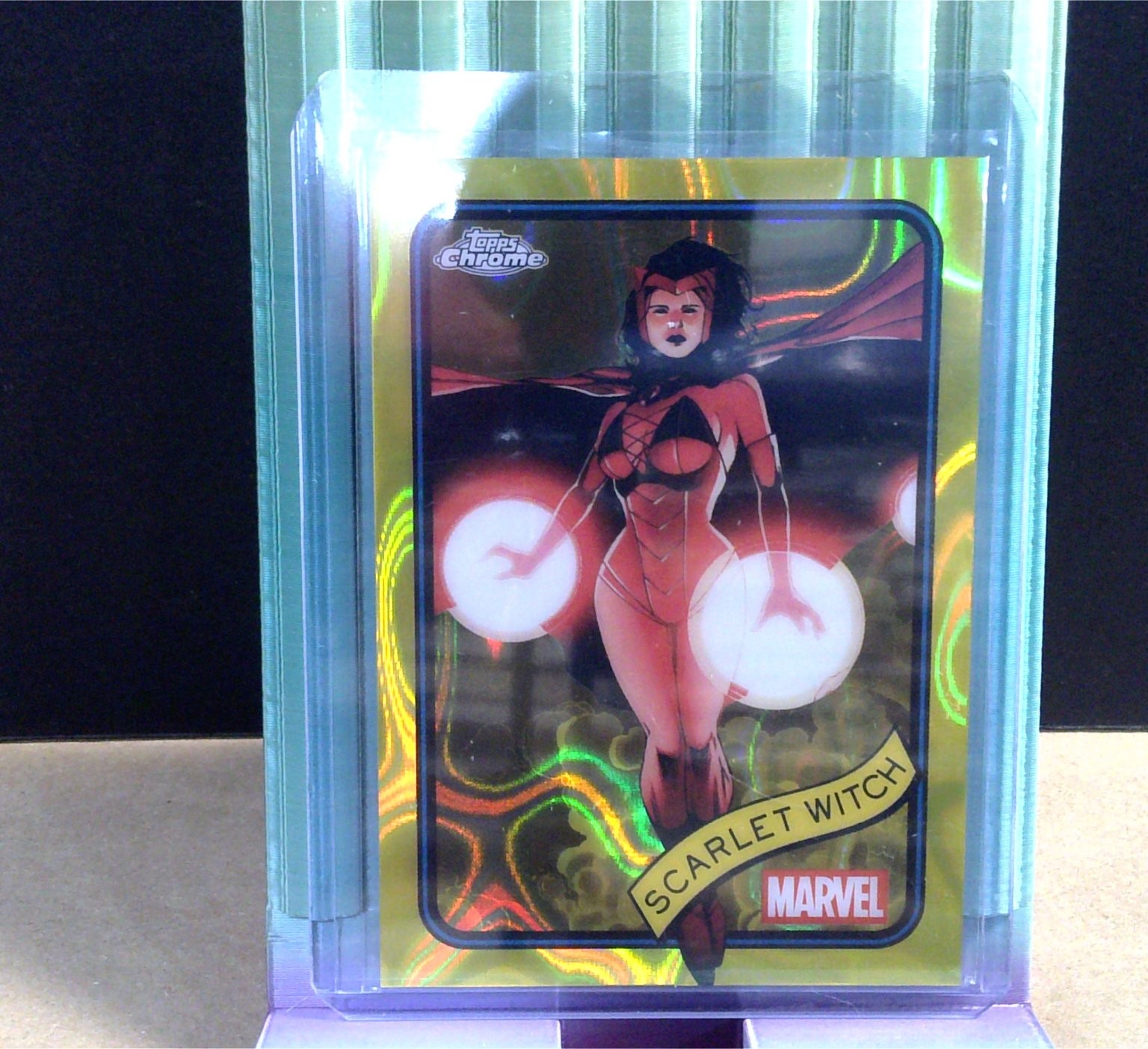 Marvel Scarlet Witch 2025 Topps Cromo GIALLO LAVA