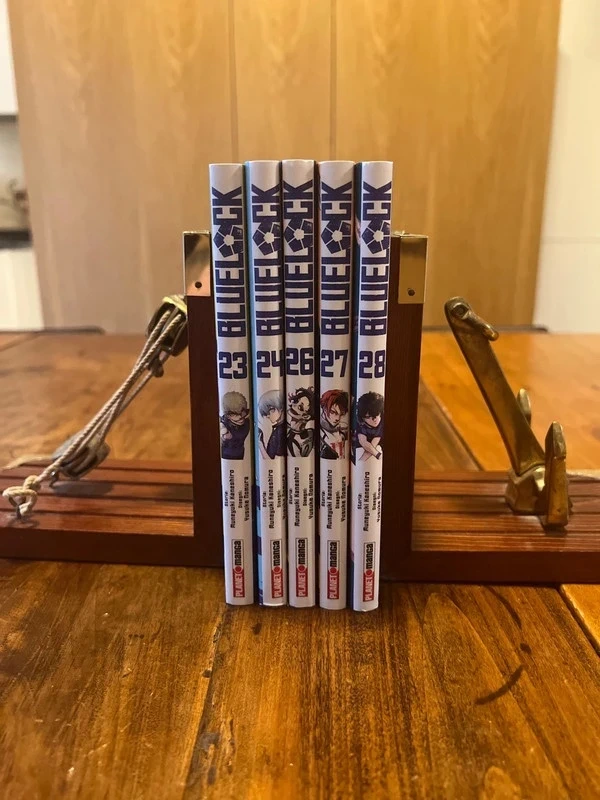 Blue Lock – Volumi 23, 24, 26, 27 e 28 📚