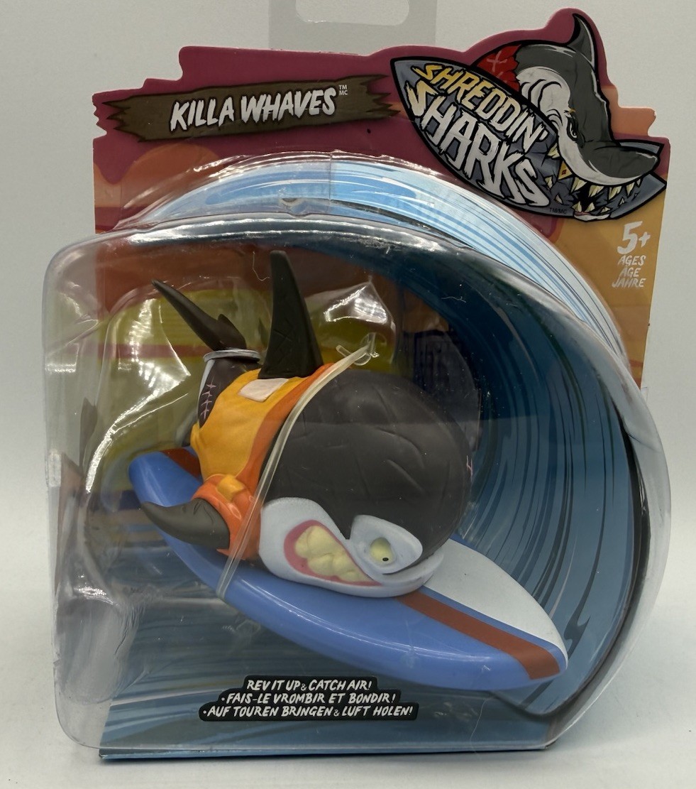 Shreddin' Sharks Killa Whaves con tavola da surf Rev It Up e Catch Air MGA 2019