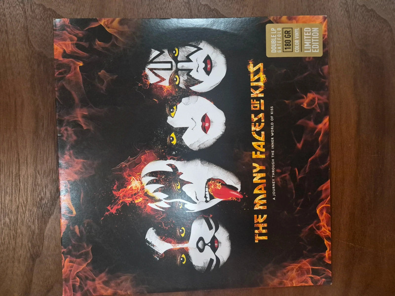 The many faces of kiss