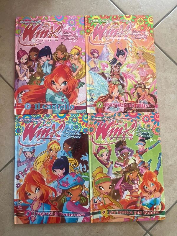 Lotto 4 fumetti Winx Club