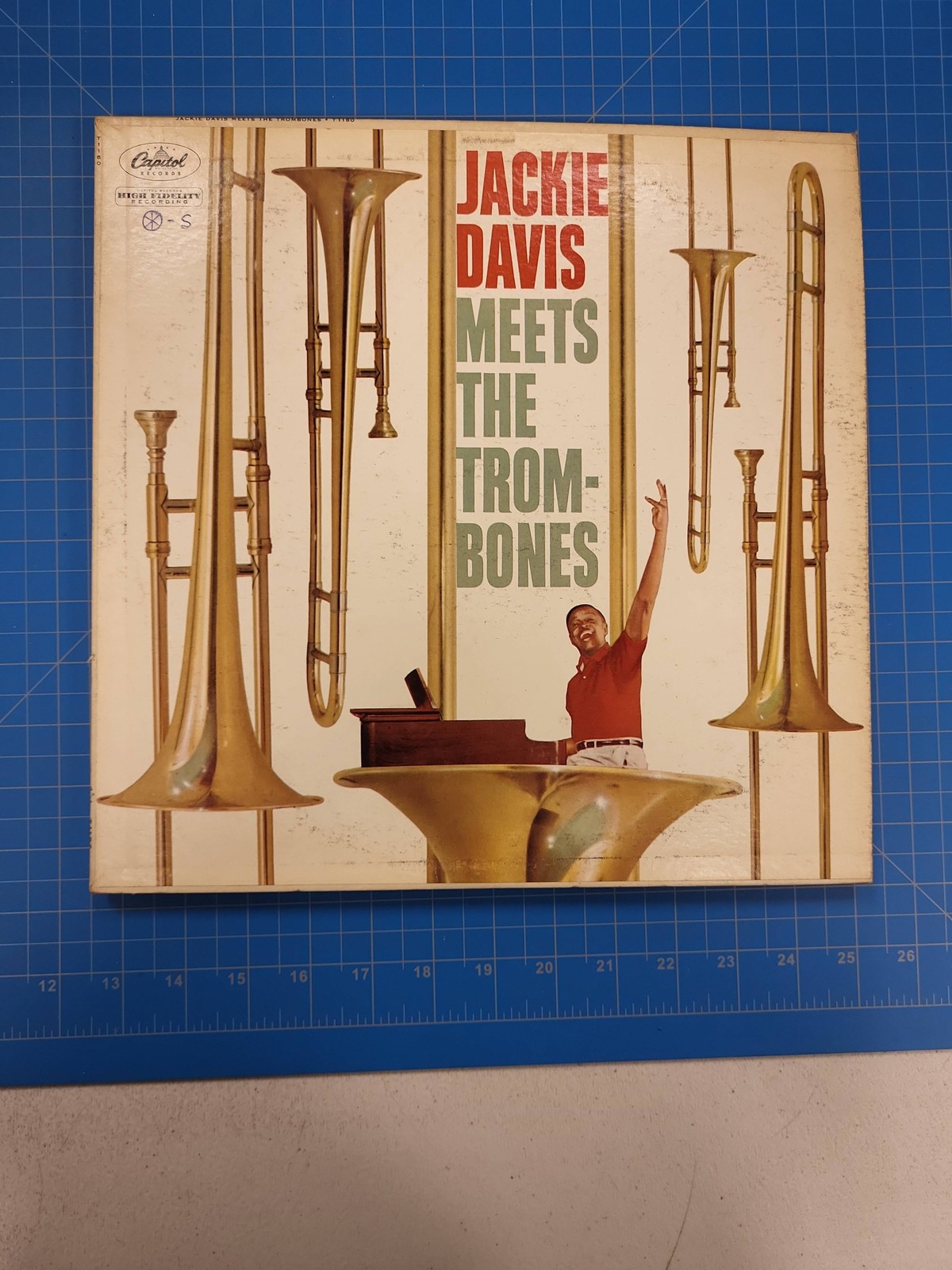 Jackie Davis Meets Trombones LP Capitol Records T1180 High Fidelity Vinyl Album
