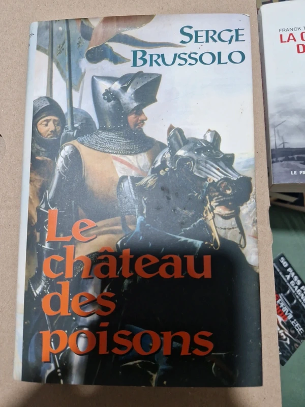 Livre le château des poisons