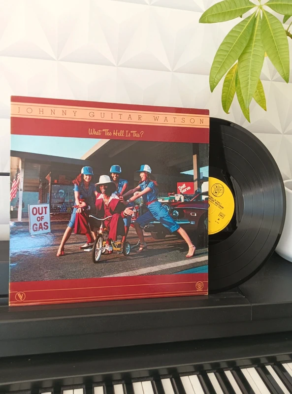 Johnny Guitar Watson - What The Hell Is This - LP vinyl 33t de 1980
