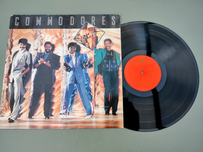 Vinyle lp 33 T Commodores 1986