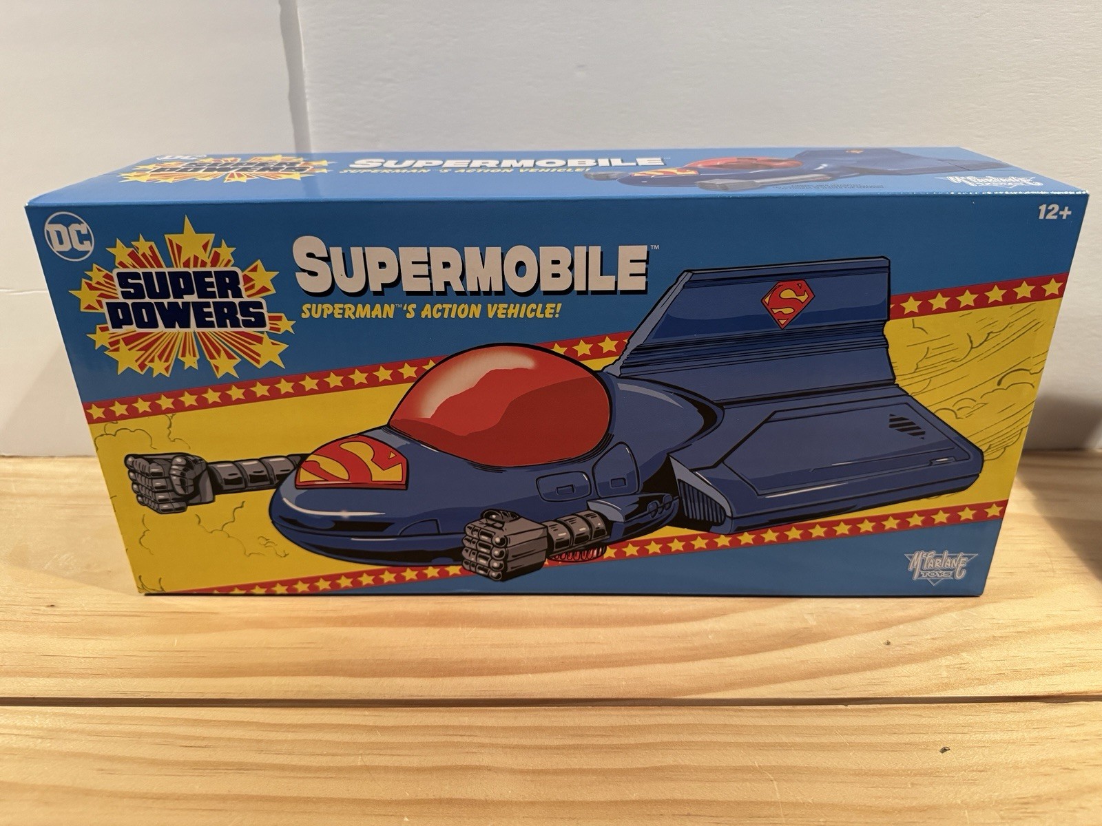 McFarlane DC Super Powers Superman's SUPERMOBILE New in Sealed Box