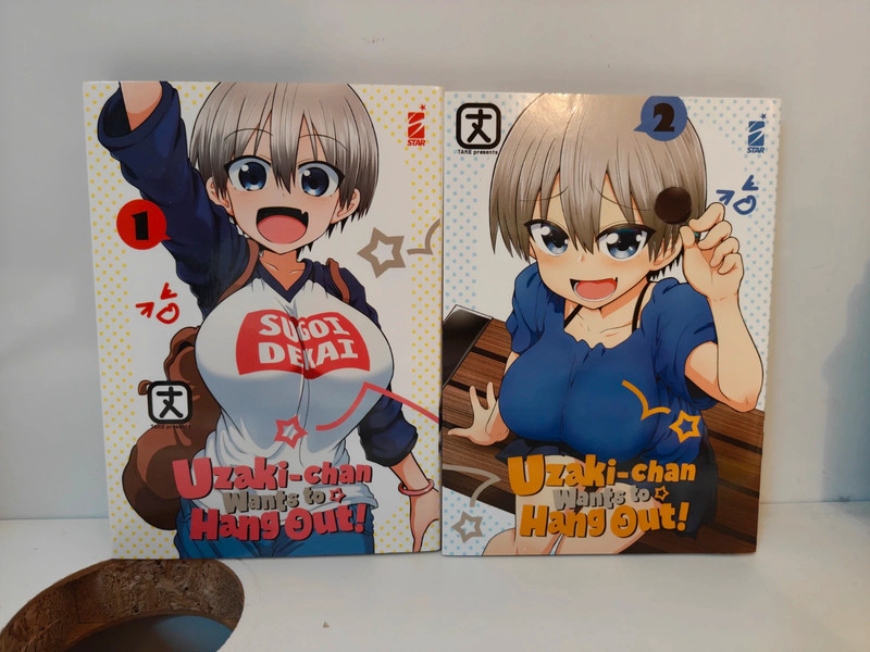 Uzaki-Chan wants to hangout!