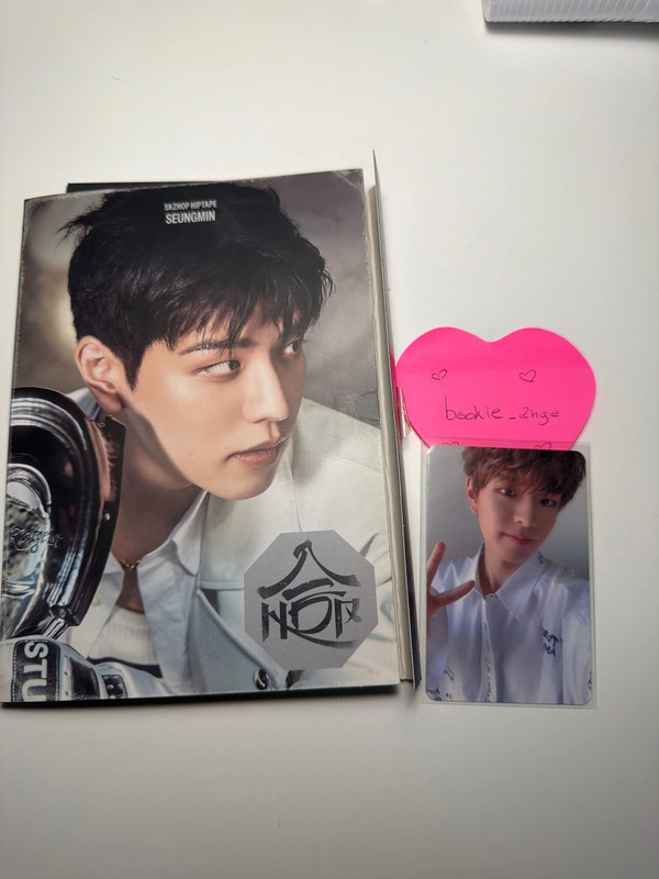 StrayKids Seungmin Hop accordion+ Yellow wood pc