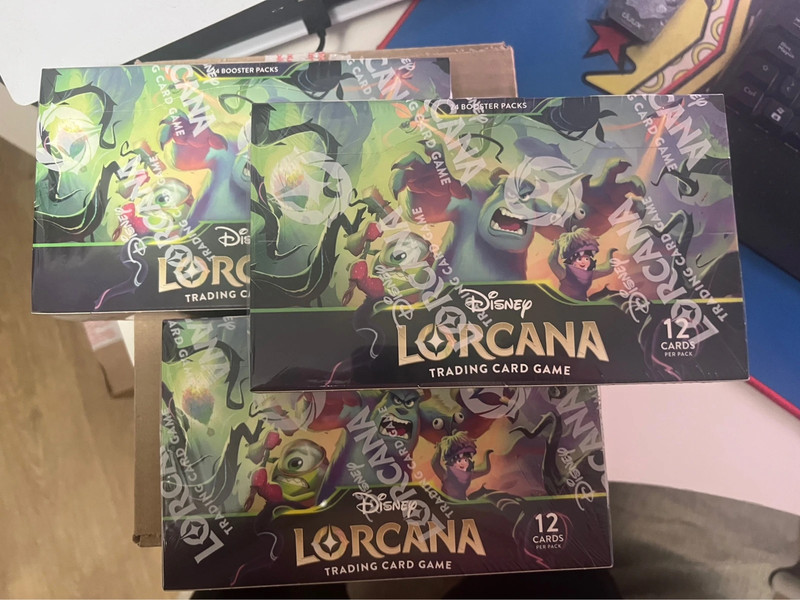 Disney Lorcana TCG Booster Packs box