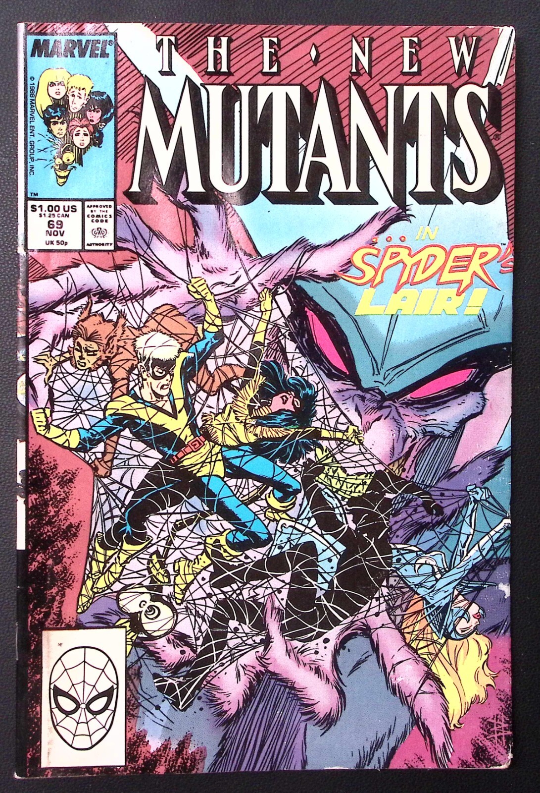 1988 THE NEW MUTANTS NOV #69 IN SPYDER LAIR!   MARVEL COMICS  Z1972