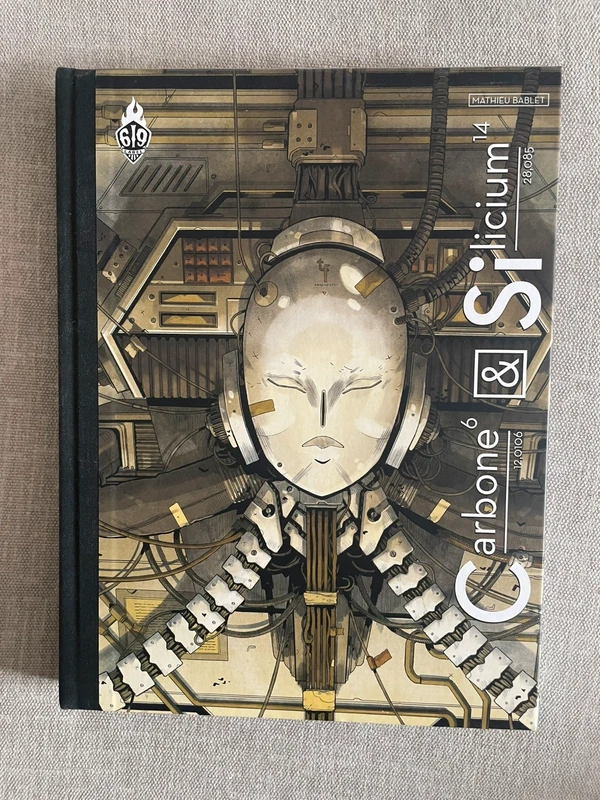 Bande dessinée Carbone & Silicium - Roman graphique - livre de fiction