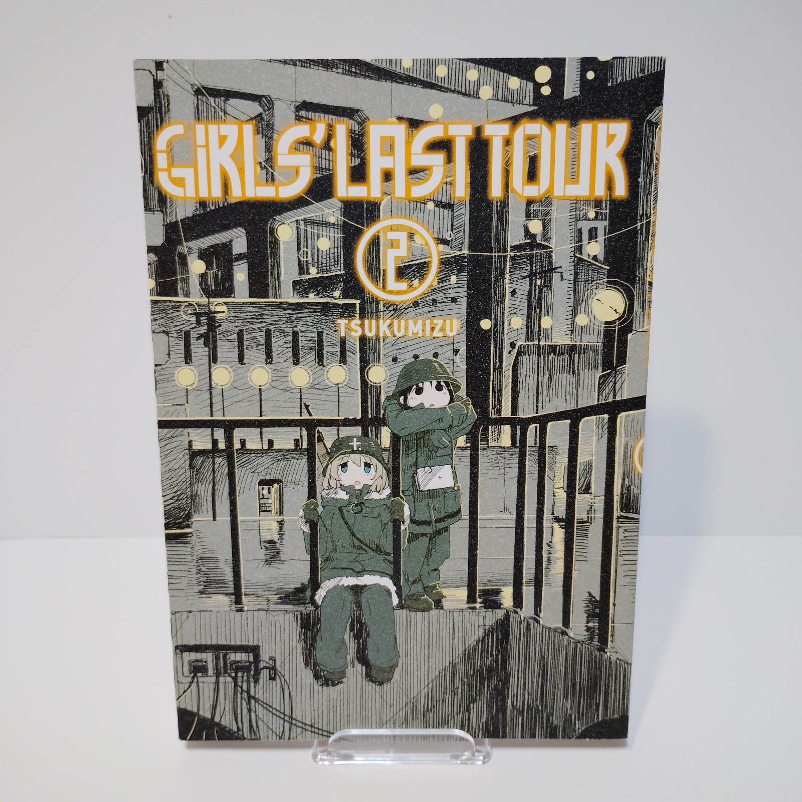 Girls Last Tour Vol 2. di Tsukumizu manga inglese 2017