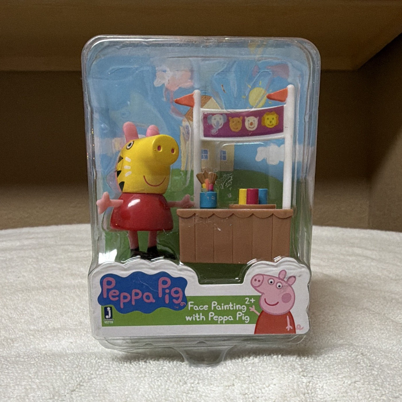 Peppa Pig Face Painting Playset Action Figure in scatola con supporto e pennelli 2+