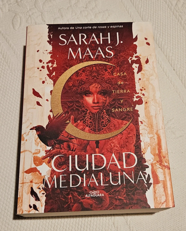 Ciudad media luna, primer libro de la saga ciudad media luna, de Sarah J.Maas