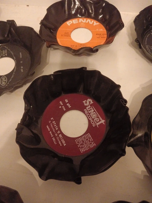 Portaoggetti in vinile