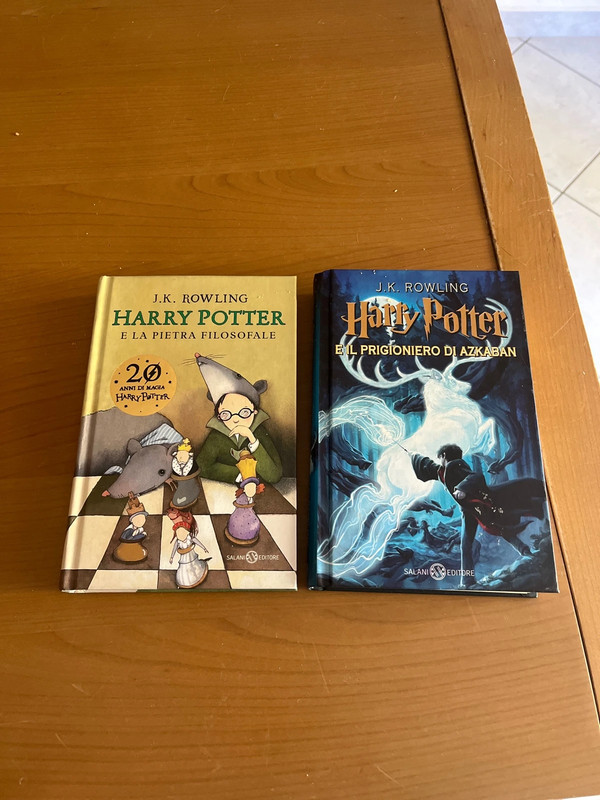 Libri primo e terzo volume della saga di Harry potter