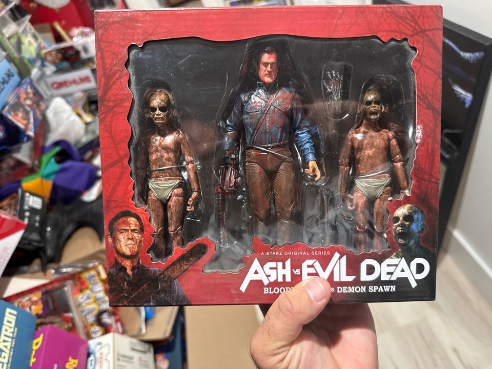 NECA Ash vs Evil Dead Bloody Ash vs Demon Spawn 3-Pack Action Figures Sealed