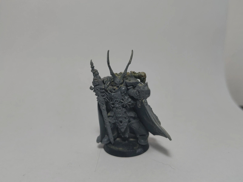 Chaos lord Kranon the relentless Warhammer 40k chaos dark vengeance painted