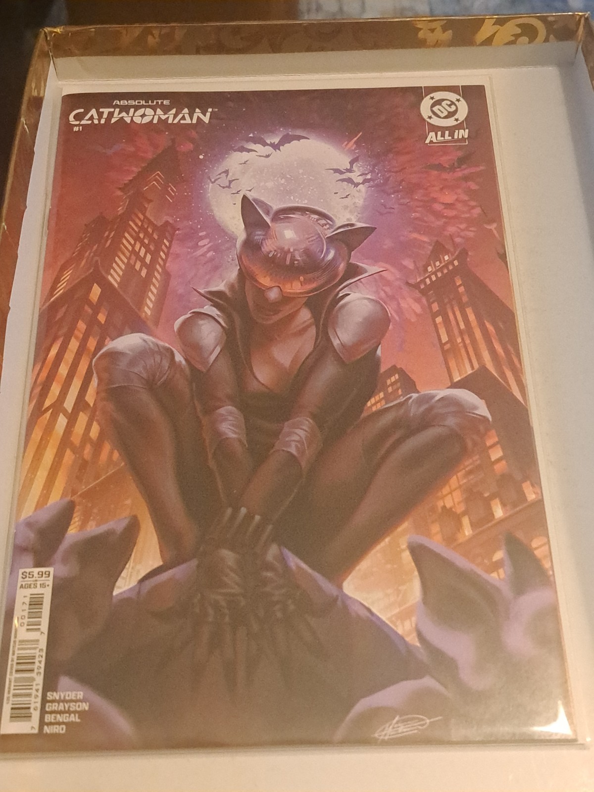 Absolute Catwoman # 1 Mateus Manhanini 1:25 Variant NM DC 2026 