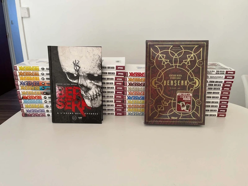 Collection complète Berserk + Tome 42 collector sous blister + Roman documentaire Boëton Quentin